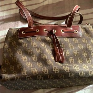 Dooney and Bourke purse